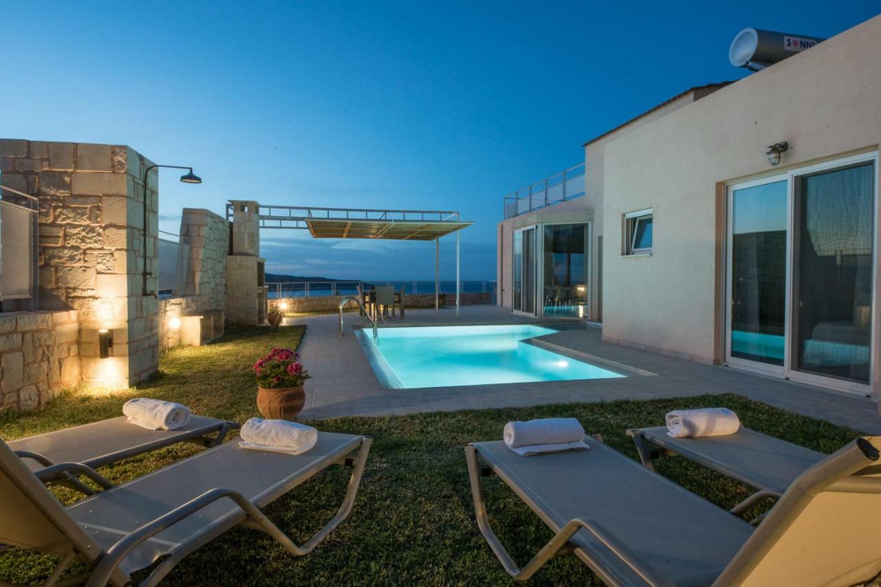 Pantanassa Villa Thalia Agia Marina Екстериор снимка
